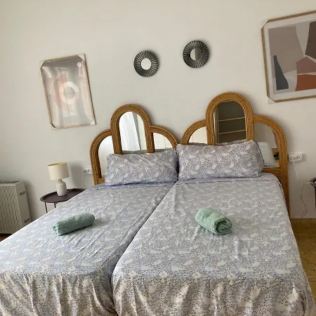 Spacious Vintage 18 *