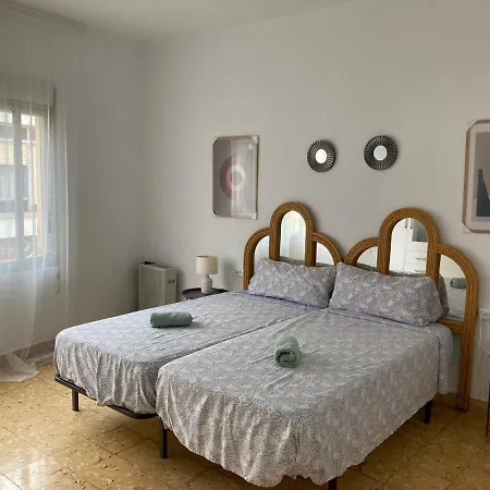Spacious Vintage 18