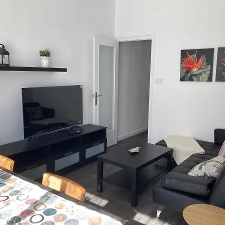 Spacious Vintage 18 *